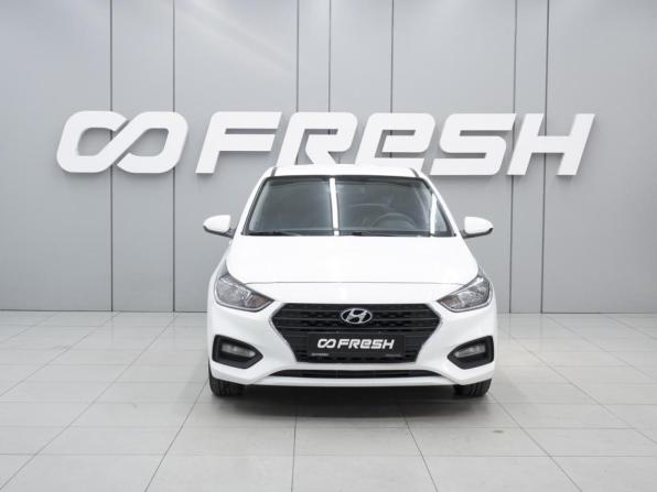 Hyundai Solaris II с пробегом 2019 года, цена 1 230 000 рублей, 119042 км, седан, Автокод Объявления