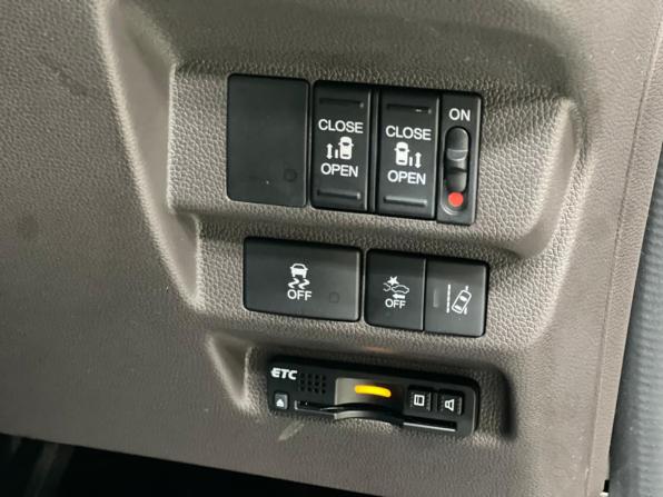 Honda Freed II с пробегом 2018 года, цена 1 499 000 рублей, 148000 км, компактвэн, Автокод Объявления