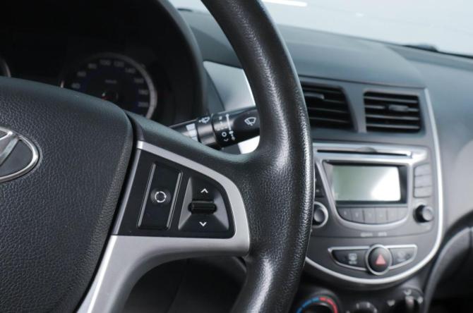Hyundai Solaris I с пробегом 2012 года, цена 749 000 рублей, 152300 км, седан, Автокод Объявления