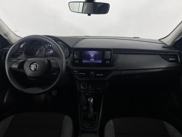 Skoda Rapid II с пробегом 2022 года, цена 1 590 000 рублей, 70514 км, лифтбек, Автокод Объявления