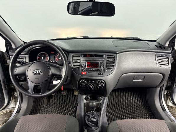 Kia Rio II Рестайлинг с пробегом 2010 года, цена 650 000 рублей, 122994 км, седан, Автокод Объявления