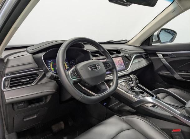 Geely Atlas Pro с пробегом 2023 года, цена 2 300 000 рублей, 37500 км, внедорожник, Автокод Объявления