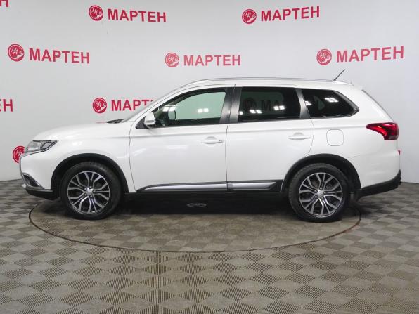 Mitsubishi Outlander III Рестайлинг 2 с пробегом 2016 года, цена 1 720 000 рублей, 190293 км, внедорожник, Автокод Объявления