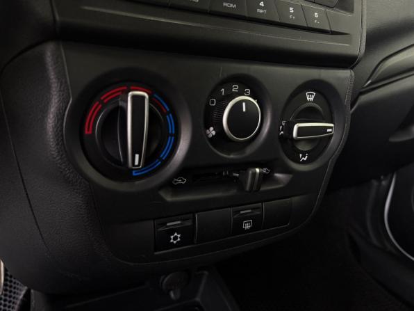 Lada (ВАЗ) Granta I Рестайлинг с пробегом 2019 года, цена 679 000 рублей, 145000 км, седан, Автокод Объявления