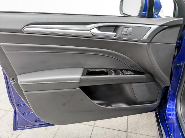 Ford Mondeo V с пробегом 2018 года, цена 1 950 000 рублей, 100154 км, седан, Автокод Объявления