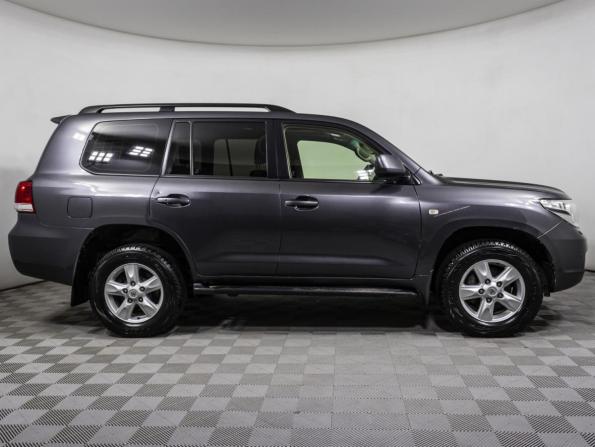 Toyota Land Cruiser 200 Series с пробегом 2010 года, цена 3 899 000 рублей, 220000 км, внедорожник, Автокод Объявления