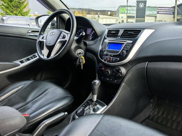 Hyundai Solaris I с пробегом 2011 года, цена 560 000 рублей, 221909 км, седан, Автокод Объявления