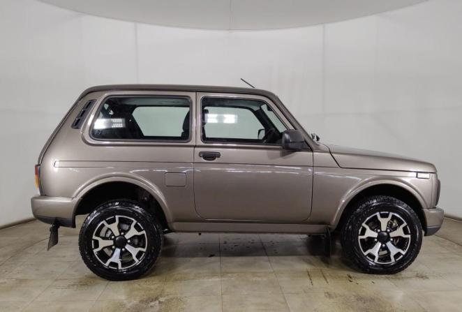 Lada (ВАЗ) Niva Legend с пробегом 2024 года, цена 999 000 рублей, 3660 км, внедорожник, Автокод Объявления