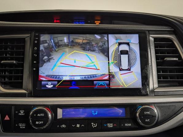 Toyota Highlander III (XU50) Рестайлинг с пробегом 2017 года, цена 3 640 000 рублей, 153000 км, внедорожник, Автокод Объявления