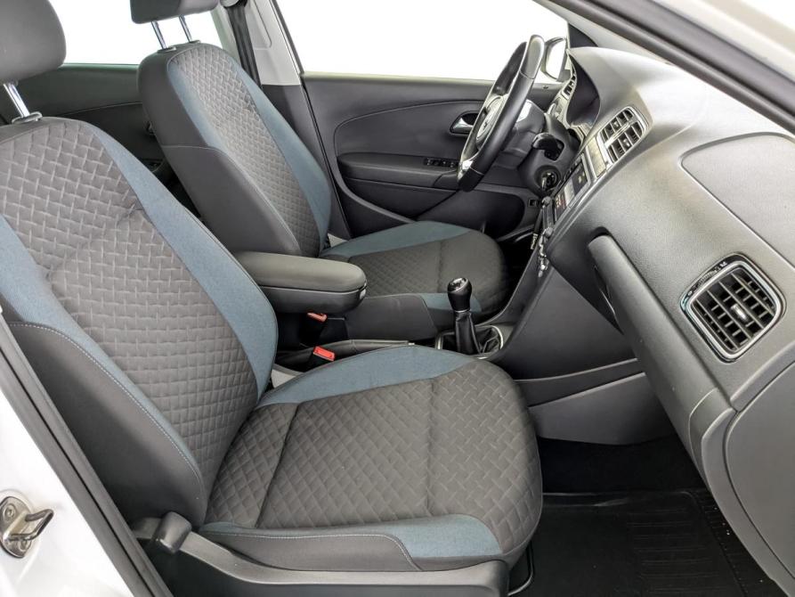 Volkswagen Polo V Рестайлинг Москва  - изображение 22