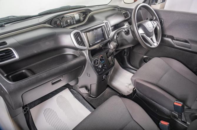 Suzuki Solio III с пробегом 2019 года, цена 999 000 рублей, 112500 км, микровэн, Автокод Объявления