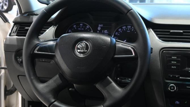 Skoda Octavia III (A7) с пробегом 2013 года, цена 1 070 000 рублей, 260000 км, лифтбек, Автокод Объявления