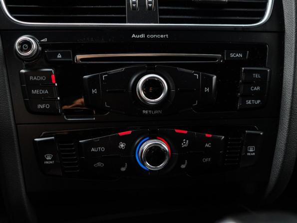 Audi A4 IV (B8) Рестайлинг с пробегом 2012 года, цена 1 250 000 рублей, 177250 км, седан, Автокод Объявления