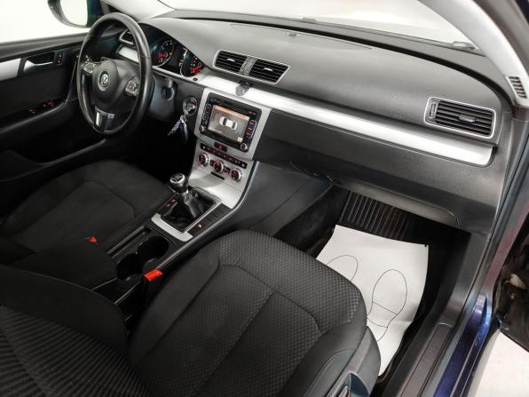 Volkswagen Passat B7 с пробегом 2012 года, цена 870 000 рублей, 128934 км, седан, Автокод Объявления