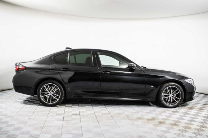 BMW 5 серии VII (G30/G31/G38) Рестайлинг с пробегом 2021 года, цена 4 590 000 рублей, 76900 км, седан, Автокод Объявления