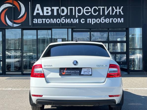 Skoda Octavia III (A7) Рестайлинг с пробегом 2018 года, цена 1 619 000 рублей, 81968 км, лифтбек, Автокод Объявления