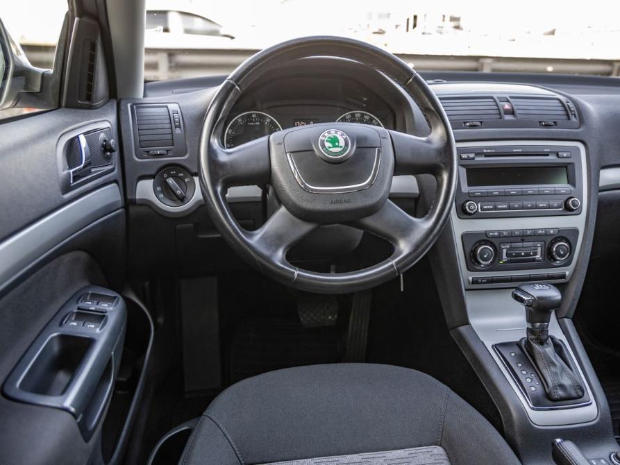 Skoda Octavia II (A5) Рестайлинг Волгоград  - изображение 16