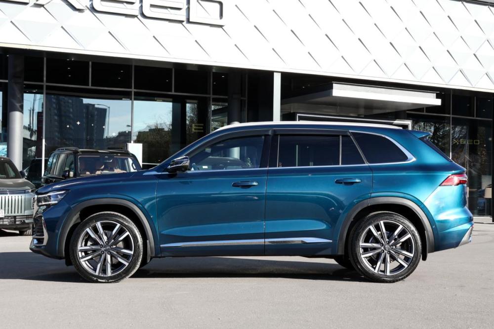 Geely Monjaro I Москва  - изображение 8