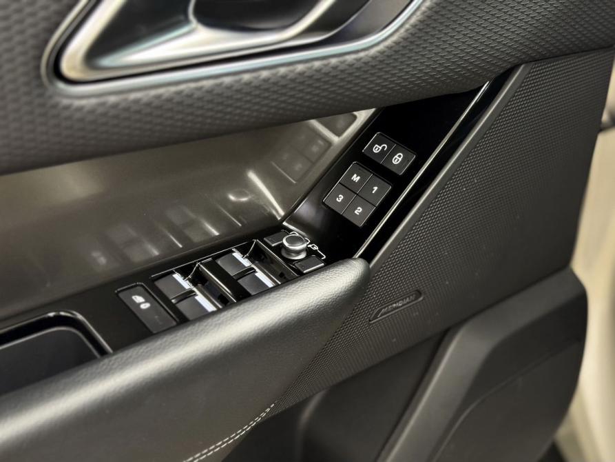 Land Rover Range Rover Velar I Санкт-Петербург  - изображение 16