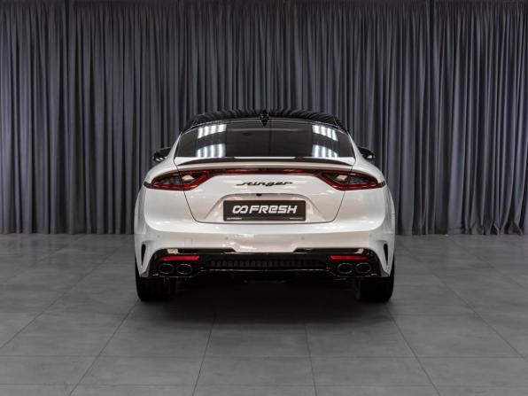 Kia Stinger I с пробегом 2018 года, цена 2 999 000 рублей, 84529 км, лифтбек, Автокод Объявления