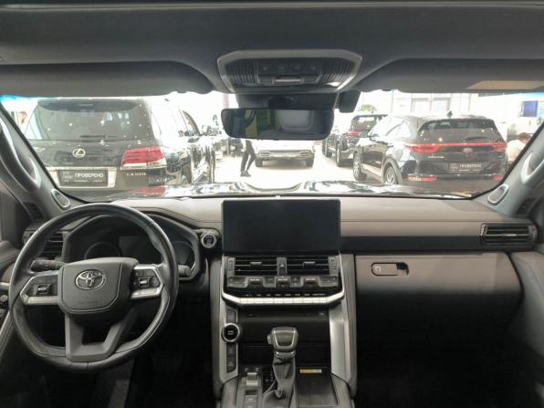Toyota Land Cruiser 300 Series с пробегом 2022 года, цена 9 850 000 рублей, 75900 км, внедорожник, Автокод Объявления