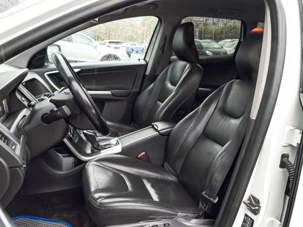 Volvo XC60 I Рестайлинг с пробегом 2014 года, цена 1 699 000 рублей, 340000 км, внедорожник, Автокод Объявления
