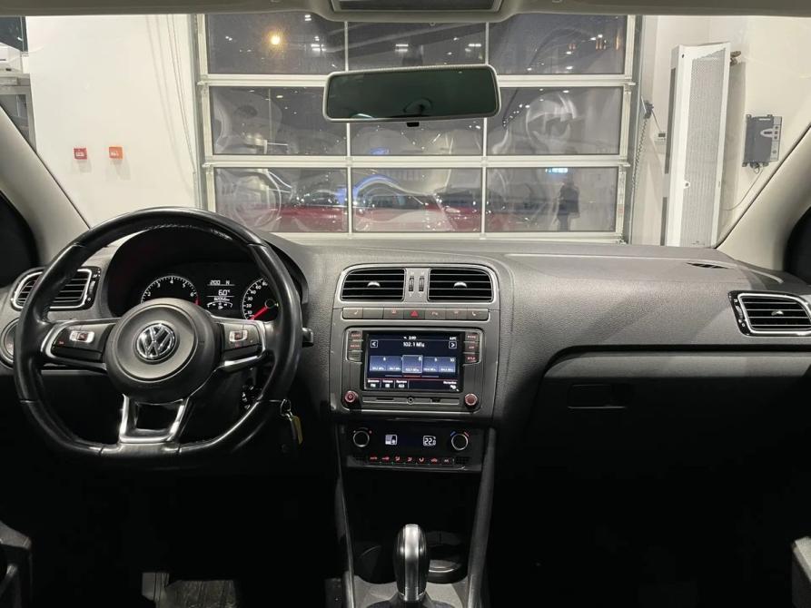 Volkswagen Polo V Рестайлинг Москва  - изображение 11