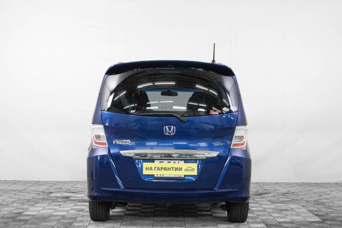 Honda Freed I Рестайлинг с пробегом 2012 года, цена 1 049 000 рублей, 172000 км, компактвэн, Автокод Объявления