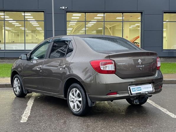 Renault Logan II Рестайлинг с пробегом 2018 года, цена 950 000 рублей, 69261 км, седан, Автокод Объявления