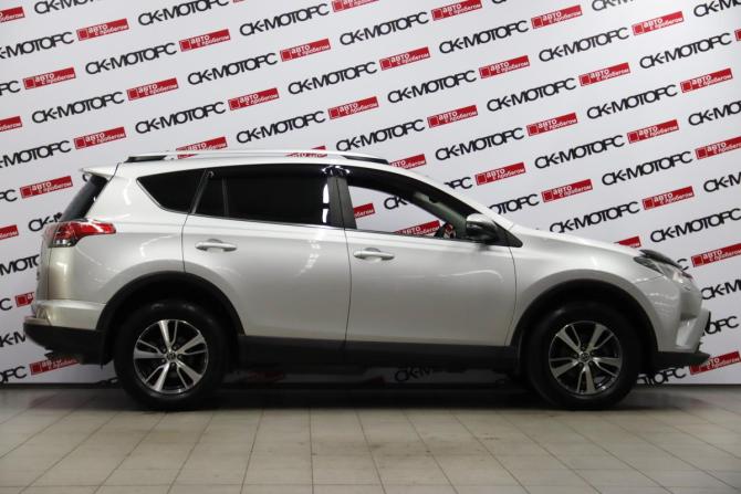 Toyota RAV4 IV (XA40) Рестайлинг с пробегом 2017 года, цена 2 095 170 рублей, 294866 км, внедорожник, Автокод Объявления