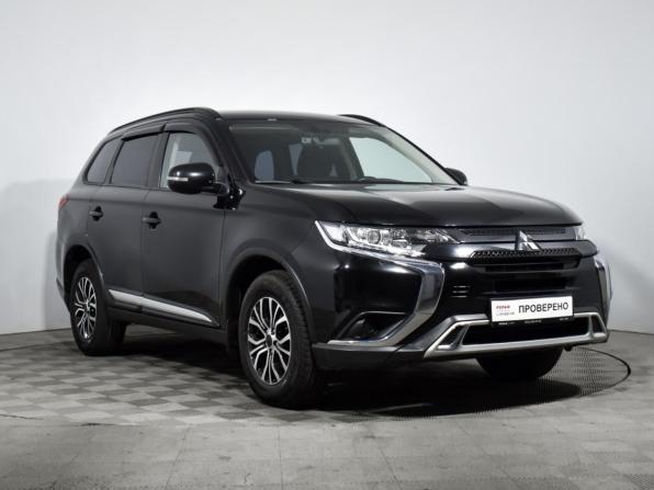 Mitsubishi Outlander III Рестайлинг 3 с пробегом 2022 года, цена 2 650 000 рублей, 63460 км, внедорожник, Автокод Объявления
