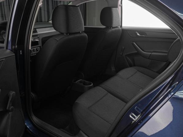 Skoda Rapid I с пробегом 2017 года, цена 1 099 000 рублей, 97757 км, лифтбек, Автокод Объявления