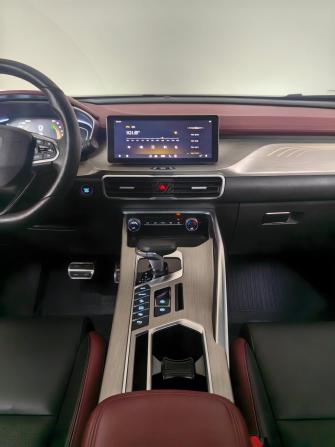 Geely Coolray I с пробегом 2023 года, цена 1 915 000 рублей, 38790 км, внедорожник, Автокод Объявления