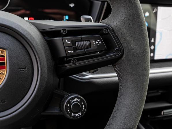 Porsche Cayenne III Рестайлинг с пробегом 2024 года, цена 16 750 000 рублей, 11329 км, внедорожник, Автокод Объявления