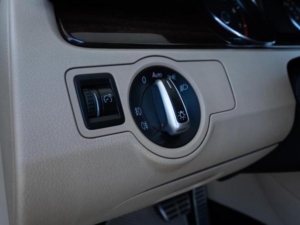 Volkswagen Passat B7 с пробегом 2012 года, цена 950 000 рублей, 282585 км, седан, Автокод Объявления