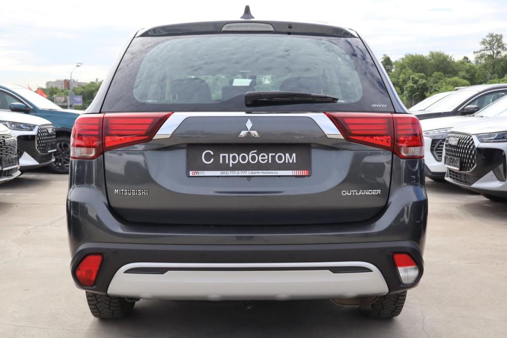 Mitsubishi Outlander III Рестайлинг 3 Санкт-Петербург  - изображение 5