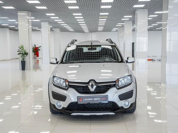 Renault Sandero II с пробегом 2015 года, цена 780 000 рублей, 133000 км, хэтчбек, Автокод Объявления
