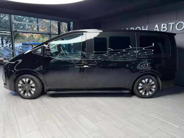 Hyundai Staria I с пробегом 2022 года, цена 5 150 000 рублей, 87507 км, минивэн, Автокод Объявления