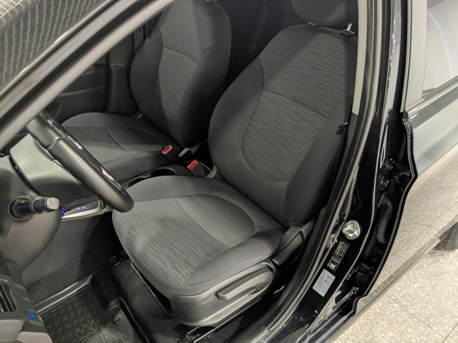 Hyundai Solaris I Рестайлинг Москва  - изображение 11