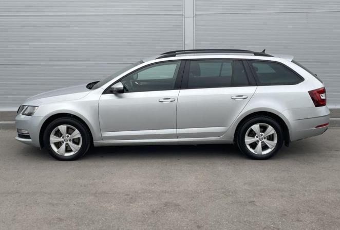 Skoda Octavia III (A7) Рестайлинг с пробегом 2018 года, цена 1 960 000 рублей, 170862 км, универсал, Автокод Объявления