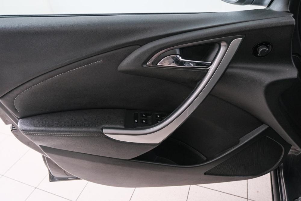 Opel Astra J Рестайлинг Красноярск  - изображение 19
