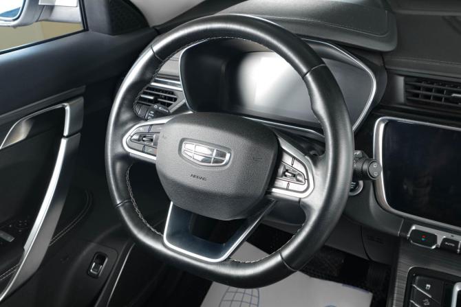 Geely Atlas Pro с пробегом 2024 года, цена 2 879 000 рублей, 63250 км, внедорожник, Автокод Объявления