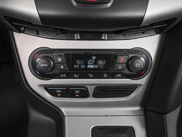 Ford Focus III с пробегом 2013 года, цена 829 000 рублей, 180623 км, хэтчбек, Автокод Объявления