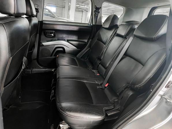 Mitsubishi Outlander II с пробегом 2008 года, цена 910 000 рублей, 105000 км, внедорожник, Автокод Объявления