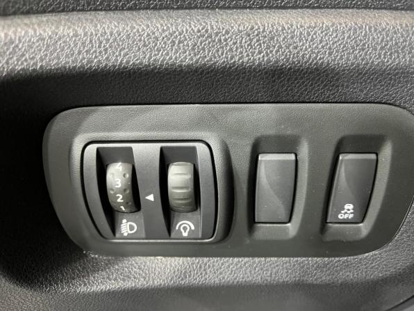 Renault Kaptur I с пробегом 2018 года, цена 1 510 000 рублей, 147748 км, внедорожник, Автокод Объявления