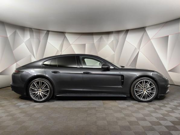 Porsche Panamera II с пробегом 2018 года, цена 5 669 000 рублей, 131500 км, лифтбек, Автокод Объявления