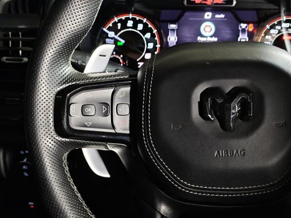 Ram 1500 V с пробегом 2021 года, цена 9 800 000 рублей, 91860 км, offers.body_type.unknown, Автокод Объявления