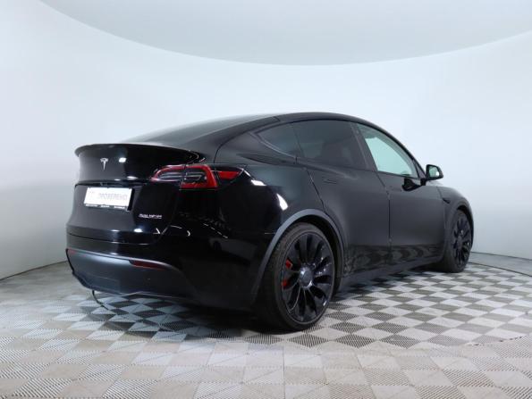 Tesla Model Y I с пробегом 2023 года, цена 4 900 000 рублей, 55521 км, внедорожник, Автокод Объявления