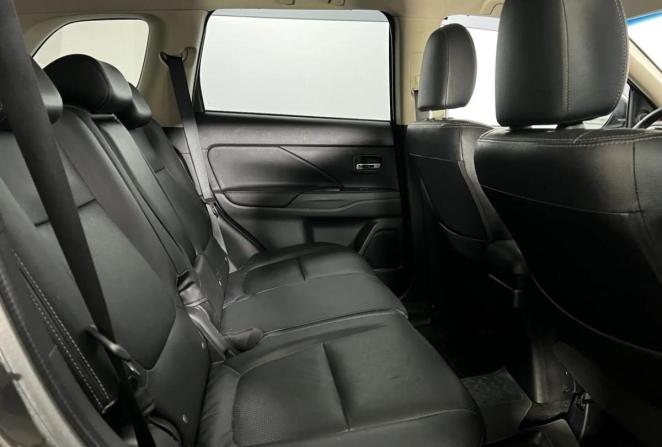 Mitsubishi Outlander III Рестайлинг 2 с пробегом 2016 года, цена 1 950 000 рублей, 87068 км, внедорожник, Автокод Объявления