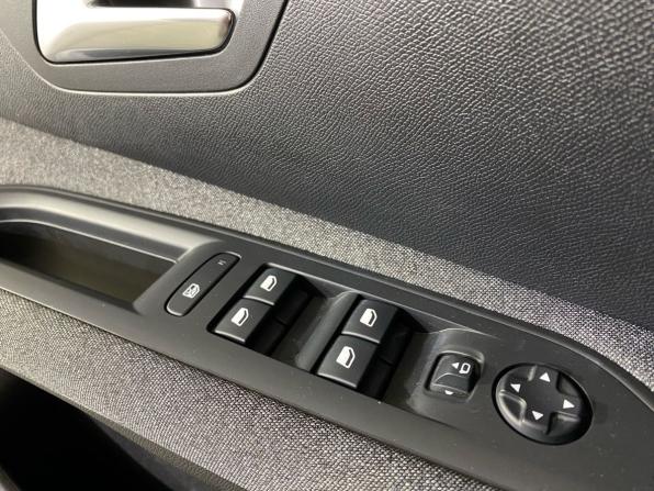 Peugeot 3008 II с пробегом 2018 года, цена 1 829 000 рублей, 92203 км, внедорожник, Автокод Объявления